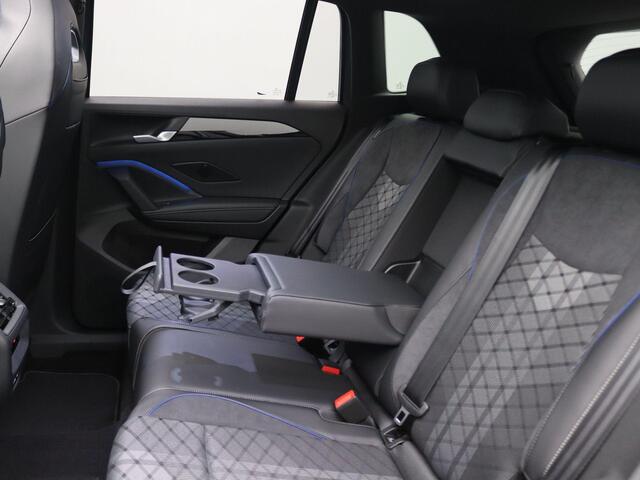 Volkswagen TIGUAN 1.5 eHybrid R-Line Edition matrix led, trekhaak, 360gr. camera, adaptive cruise, side assist, stuur-stoelverwarming, elek. bedienbare achterklep, keyless, voorstoel met massage, 20" lichtmetaal