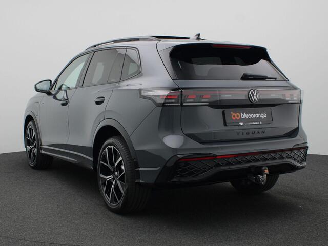 Volkswagen TIGUAN 1.5 eHybrid R-Line Edition matrix led, trekhaak, 360gr. camera, adaptive cruise, side assist, stuur-stoelverwarming, elek. bedienbare achterklep, keyless, voorstoel met massage, 20" lichtmetaal