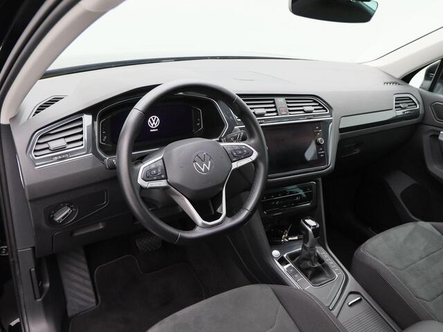 Volkswagen TIGUAN 1.5 TSI Elegance | Full LED | Trekhaak | Panoramadak | Camera | 18 Inch | Adaptive Cruise | Stoelverwarming | 79.209 Km!!