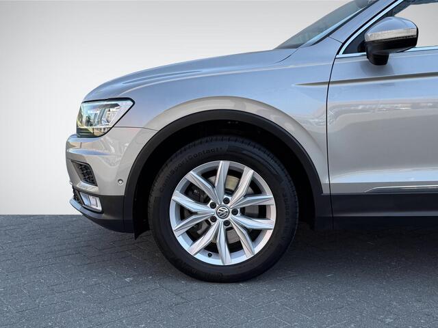 Volkswagen TIGUAN 2.0 TSI 4Motion Highline | Trekhaak Uitklapbaar | Stoelverwarming | Navigatie Full-Map | Digitaal Instrumentenpaneel | Camera | LED Koplampen | Adapt. Cruise Control | Rijklaarprijs!