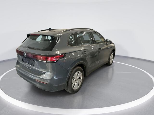 Volkswagen TIGUAN 1.5 eTSI 130pk DSG Life Edition · Camera · Apple/Android Car Play · Navi · Stoel&stuur Verwarming · 17'' Inch ·