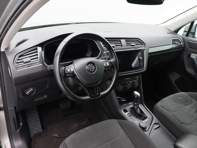 Volkswagen TIGUAN 1.4 TSi 150 Pk Automaat 4Motion Highline | Full LED | Navigatie | Adaptive Cruise | 19 Inch | Privacy Glass | 117.908 Km!!