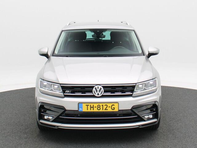 Volkswagen TIGUAN 1.4 TSi 150 Pk Automaat 4Motion Highline | Full LED | Navigatie | Adaptive Cruise | 19 Inch | Privacy Glass | 117.908 Km!!