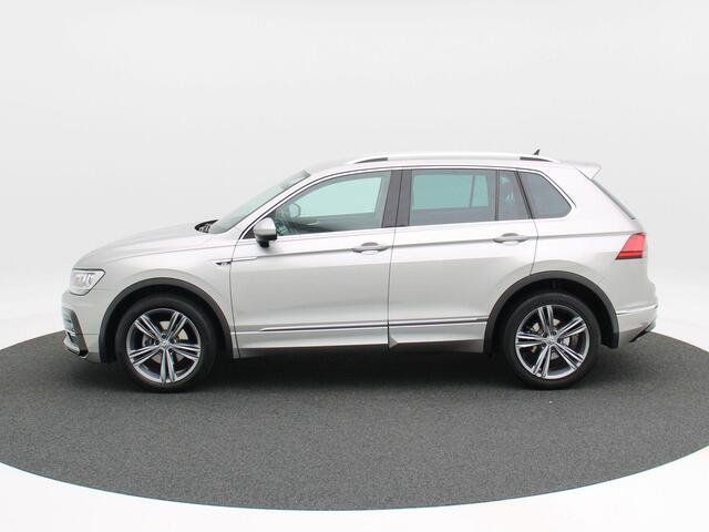 Volkswagen TIGUAN 1.4 TSi 150 Pk Automaat 4Motion Highline | Full LED | Navigatie | Adaptive Cruise | 19 Inch | Privacy Glass | 117.908 Km!!