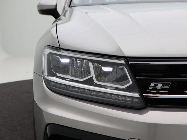 Volkswagen TIGUAN 1.4 TSi 150 Pk Automaat 4Motion Highline | Full LED | Navigatie | Adaptive Cruise | 19 Inch | Privacy Glass | 117.908 Km!!