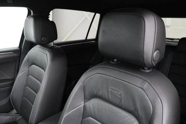 Volkswagen TIGUAN 1.4 TSI eHybrid R Line | Leder | Trekhaak | Stoelverwarming | Camera | Adaptive cruise | Carplay | Matrix LED | Navigatie | Park Assist | Memory