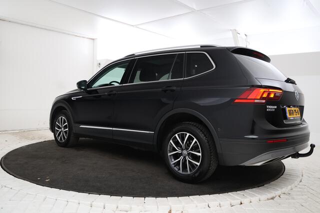 Volkswagen TIGUAN Allspace 1.5 TSI Comfortline Business 7p. Trekhaak, Leer, Navigatie 7 Persoons, Panoramadak