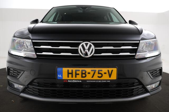 Volkswagen TIGUAN Allspace 1.5 TSI Comfortline Business 7p. Trekhaak, Leer, Navigatie 7 Persoons, Panoramadak
