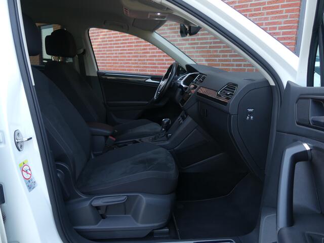 Volkswagen TIGUAN 1.5 TSI R-Line / Black Edition!