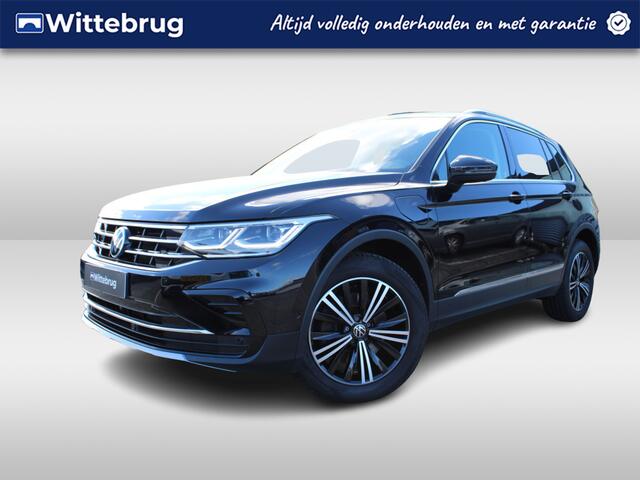 Volkswagen TIGUAN 1.4 TSI E-Hybrid Elegance DSG Automaat / Navi / A.uitrijcamera / Side-en Lane assist / Stoelen en stuur verwarmd / IQ LED Matix / 18"LM / App connect / Digitale cockpit / Climatronic / Elektr. a. klep