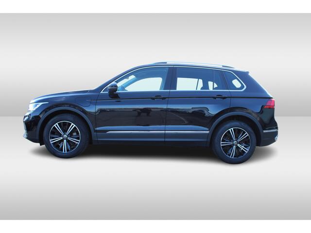 Volkswagen TIGUAN 1.4 TSI E-Hybrid Elegance DSG Automaat / Navi / A.uitrijcamera / Side-en Lane assist / Stoelen en stuur verwarmd / IQ LED Matix / 18"LM / App connect / Digitale cockpit / Climatronic / Elektr. a. klep