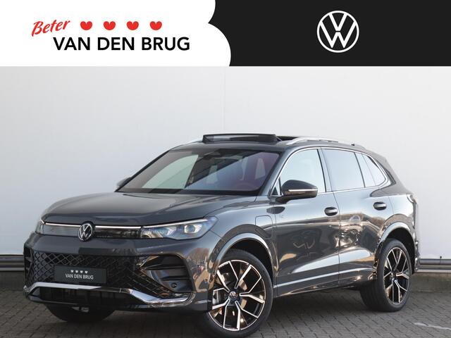 Volkswagen TIGUAN 1.5 eHybrid R-Line 272pk | Trekhaak | Panoramadak | Leder | 360° camera | HD-Matrix LED |