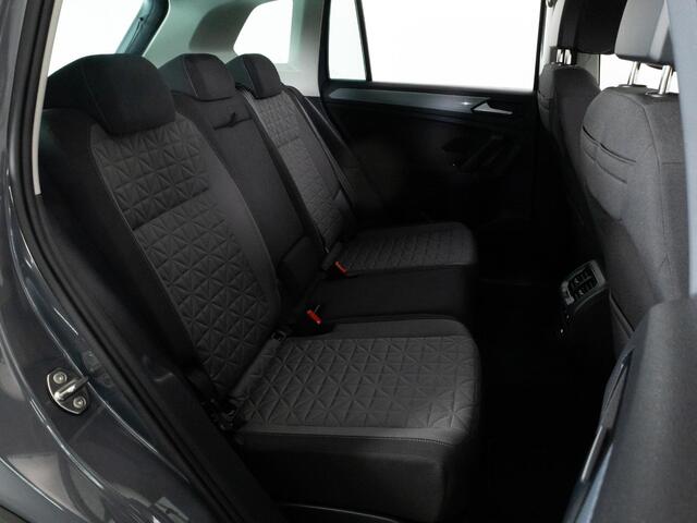Volkswagen TIGUAN AUTOMAAT 1.5 TSI 150 PK DSG Life | LED | Panoramadak | Trekhaak | Keyless | Adaptieve Cruise Control |