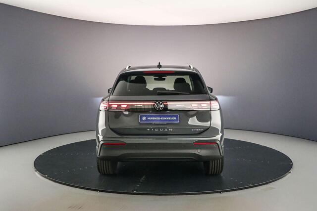 Volkswagen TIGUAN Life Edition 1.5 TSI eHybrid 204pk DSG Automaat Adaptive cruise control, Navigatie, Achteruitrijcamera, Elektrische achterklep, Stoelverwarming, LED verlichting, Parkeersensoren