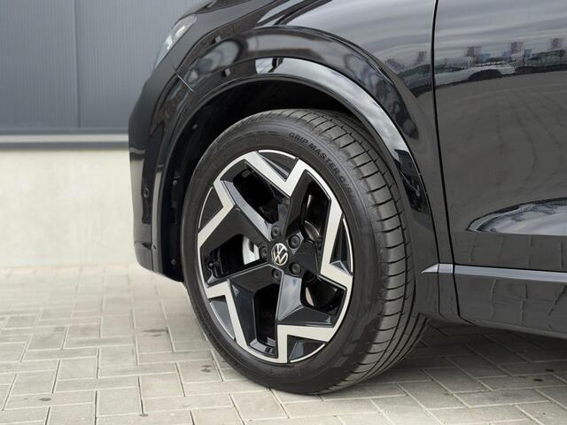 Volkswagen TIGUAN 1.5 eTSI R-Line Edition - IQ Light - Stoel/Stuurverwarming - Wegklapbare Trekhaak - Massage Stoel - Keyless - Dodehoek - Rijklaar