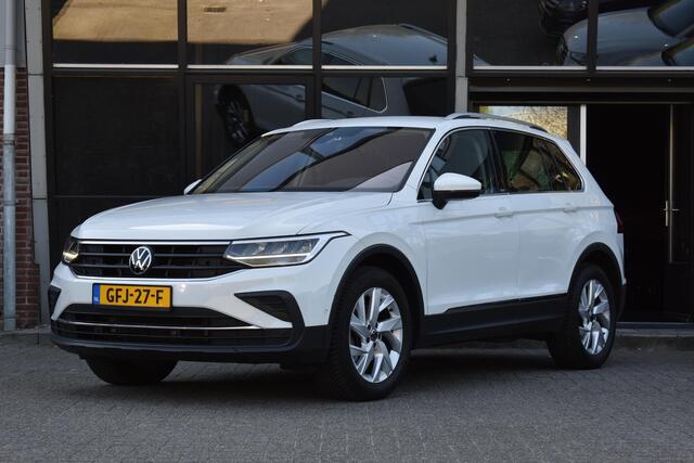 Volkswagen TIGUAN 1.5 TSI Business+ Lane Camera Trekhaak ACC