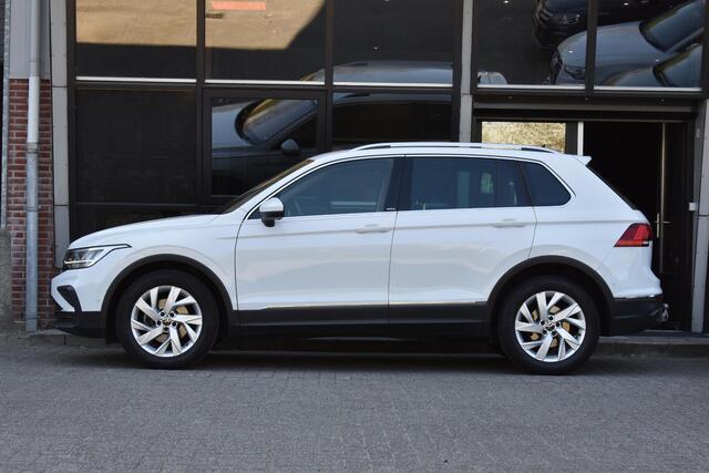 Volkswagen TIGUAN 1.5 TSI Business+ Lane Camera Trekhaak ACC