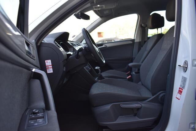 Volkswagen TIGUAN 1.5 TSI Business+ Lane Camera Trekhaak ACC