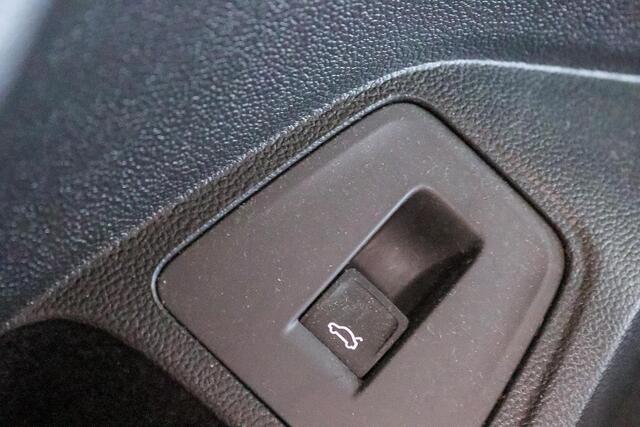 Volkswagen TIGUAN Allspace 1.4 TSI Comfortline 7-Persoons, Airco, Navigatie, Apple CarPlay/Android Auto, Achteruitrijcamera, Climate Control, Parkeersensoren
