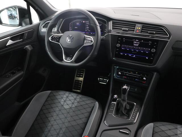 Volkswagen TIGUAN 1.5 TSI R-Line | Trekhaak | Matrix Led | Parkeercamera | Stoelverwarming | Cruise Control Adaptief |