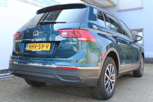 Volkswagen TIGUAN 1.4 TSI eHybrid Life Edition | Achteruitrijcamera | Digital cockpit | Adaptieve cruise controle | Climate controle | Parkeersensoren V+A | Elektrische kofferklep | Keyless entry/start | Navigatie | Apple CarPlay/Android Auto | Schakelmogelijkheid aan stuu