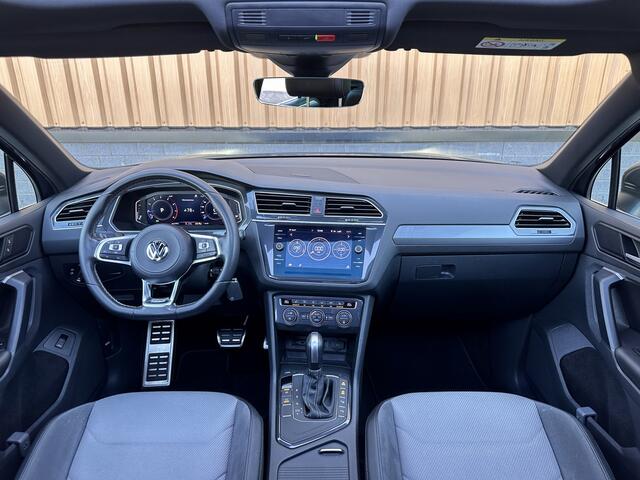 Volkswagen TIGUAN 1.5 TSI ACT Highline Business R | Adaptive Cruise Control | Panoramadak | Achteruitrijcamera | Parkeersensoren | Lane Assist | Apple Carplay | DAB |