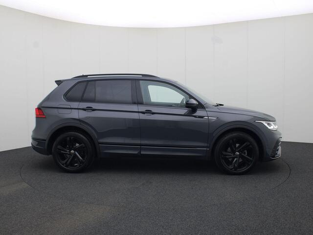Volkswagen TIGUAN 1.5TSIe/150PK R Line Black style DSG · Navigatie · Stoel- & stuurverwarming · Camera + Parkeersensoren
