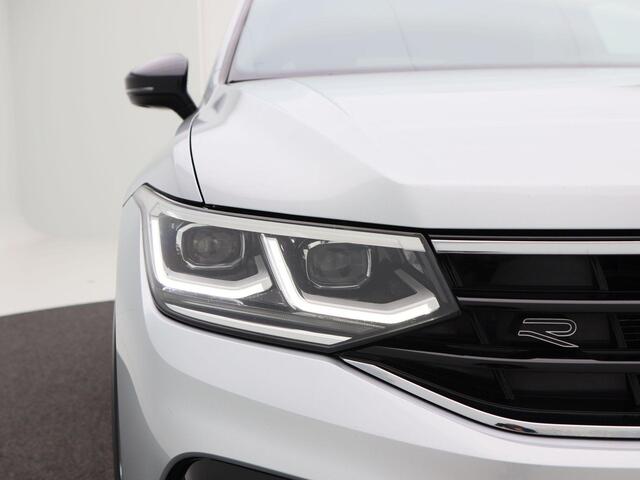 Volkswagen TIGUAN 1.5 TSi 150 Pk Automaat R-Line Business+ | Full LED | Panoramadak | Black Style | Camera | Navigatie | Stoelverwarming| Adaptive Cruise | 98.913 Km!!