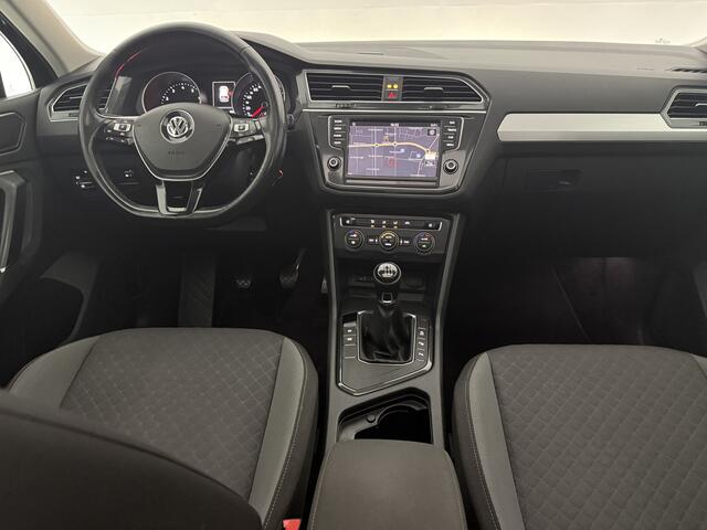 Volkswagen TIGUAN 1.4 TSI Pano LED Camera Carplay Adaptive-Cruise Clima Navi PDC 17"LMV