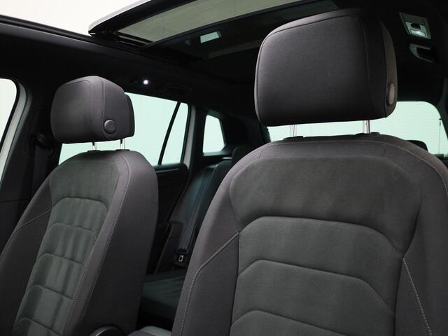 Volkswagen TIGUAN 1.5TSI/150PK ACT Comfortline Bus DSG · Panoramadak · Trekhaak · Navigatie