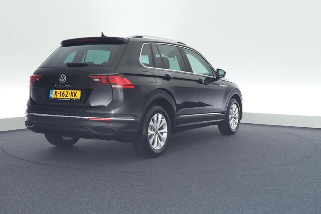 Volkswagen TIGUAN 1.5 TSI 150pk DSG Life Business Keyless Virtual Cockpit Navigatie