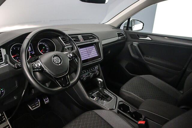 Volkswagen TIGUAN Comfortline 1.5 TSI 150pk DSG Automaat Adaptive cruise control, Navigatie, Achteruitrijcamera, Stoelverwarming, Airco, Parkeersensoren, DAB, Radio, Bluetooth
