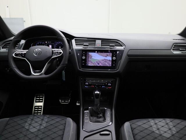 Volkswagen TIGUAN 1.5TSI/150PK R-Line DSG · Panoramadak · Camera + Parkeersensoren · Stoel-& stuurverwarming ·