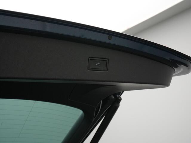 Volkswagen TIGUAN 1.4 TSI 245 pk DSG eHybrid Elegance | Pano | IQ Light | Achteruitrijcamera | Adaptieve Cruise Control