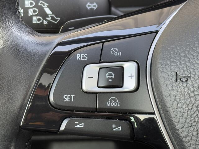 Volkswagen TIGUAN 1.4 TSI ACT Highline/Automaat/Dakje/Trekhaak/Stoelverwarming