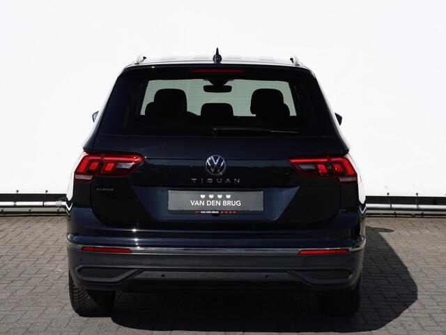 Volkswagen TIGUAN Allspace 1.5 TSI Life 7p. | Navigatie | Camera | Stoel- en stuurverwarming | Adaptive cruise | Climate control |