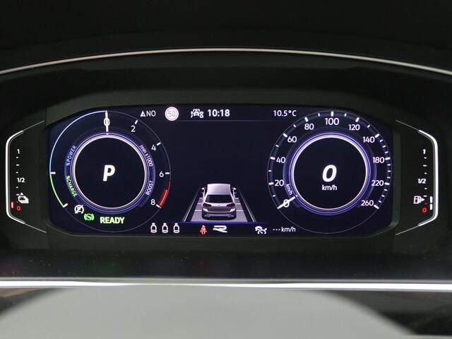 Volkswagen TIGUAN 1.4 TSI eHybrid R-Line Business 245PK DSG matrix led, panoramadak, achteruitrijcamera, stuur-stoelverwarming, adaptive cruise, side assist, keyless, elek. bedienbare achterklep, 19" lichtmetaal