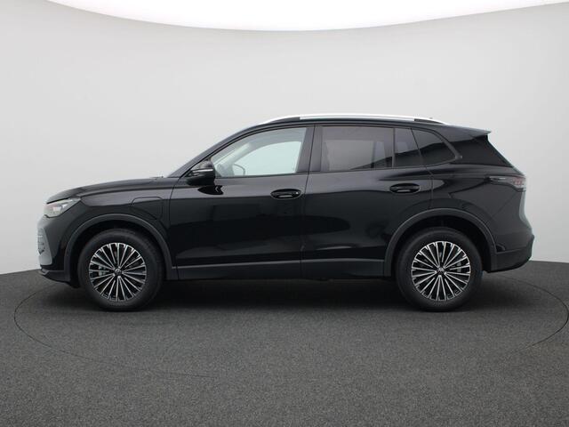 Volkswagen TIGUAN 1.5 eHybrid Life Edition 204PK DSG full led, adaptive cruise met travel assist, side assist, stoelverwarming voor-achter, stuurwielverwarming, alarm, achteruitrijcamera, 18" lichtmetaal