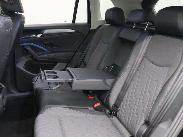 Volkswagen TIGUAN 1.5 eHybrid Life Edition 204PK DSG full led, adaptive cruise met travel assist, side assist, stoelverwarming voor-achter, stuurwielverwarming, alarm, achteruitrijcamera, 18" lichtmetaal