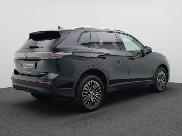 Volkswagen TIGUAN 1.5 eHybrid Life Edition 204PK DSG Adaptieve Cruise Controle, Elektr. Achterklep, Side Assist, Navi via Apple Carplay/Android Auto, Achteruitrijcamera, Winterpakket Plus, 18" LM Velgen