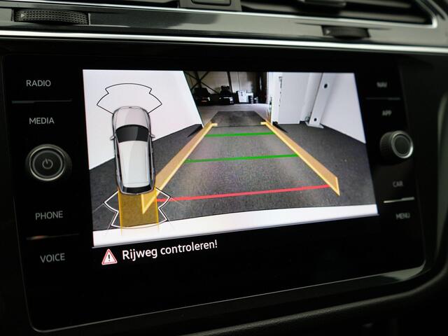 Volkswagen TIGUAN 1.4 TSI eHybrid 245 pk DSG R-Line Business+ | Navigatie | Keyless Entry | Adaptive Cruise | Achteruitrijcamera | Climatronic