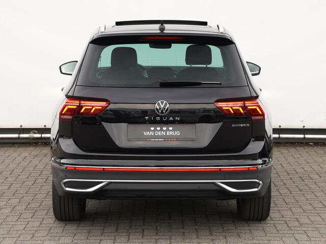 Volkswagen TIGUAN 1.4 TSI eHybrid Elegance 245pk DSG | LED Matrix | Panoramadak | Navigatie | Camera | Keyless | Side assist