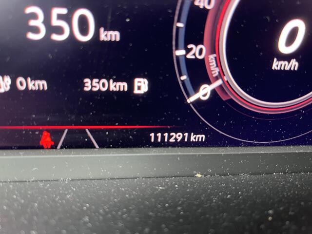 Volkswagen TIGUAN 1.4 TSI eHybrid 2x R-Line / AUTOMAAT/ PANO/ TREKHAAK/ 2X R-LINE/ 245PK/ 20" LMV/ HEAD-UP DISPLAY/ ADAPT. CRUISE/ PARK. SENSOREN/ 360 CAMERA/ NAVI/ RIJ-MODI/ DAB/ APP-CONNECT/ BLUETOOTH/ CLIMA/ STOEL-STUUR VERWARM.