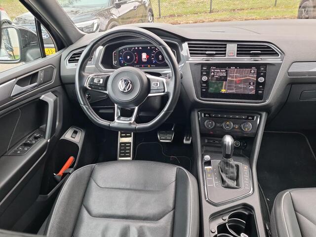 Volkswagen TIGUAN Allspace 1.5 TSI R-Line 150pk DSG / 7 persoons / Panoramadak / Navigatie / Leder / Camera / 20"LM Velgen / LED verlichting