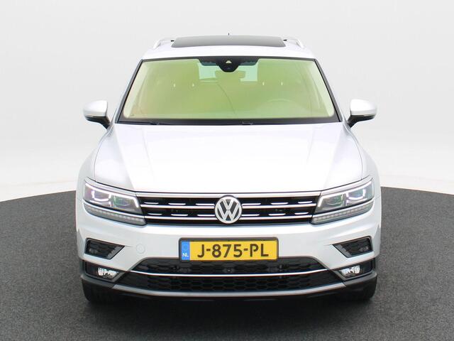 Volkswagen TIGUAN 1.5 TSi 150 Pk Automaat Highline | Adaptive Cruise | Bluetooth | CarPlay | Navigatie | Stoelverwarming | Panoramadak | 360 Camera | 19 Inch | 36.499 Km!!