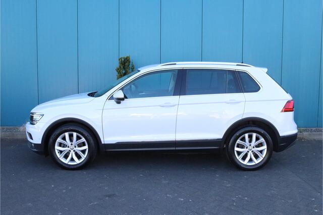 Volkswagen TIGUAN 1.4 TSI Highline Executive ECC|ADAPT.CRUISE|CARPLAY|NAV|DIGI.DASHB|STOELVER|KEYLESS|ELEK.A.KLEP|A.R.CAM|PDC