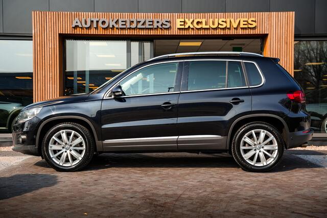 Volkswagen TIGUAN 1.4 TSI Sport&Style Panoramadak Cruise Clima PDC