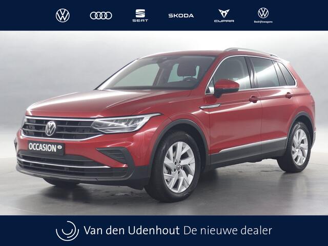 Volkswagen TIGUAN 1.5 TSI 150pk Life Business DSG / Navigatie / Stoelverwarming / Panoramadak / Camera