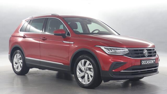 Volkswagen TIGUAN 1.5 TSI 150pk Life Business DSG / Navigatie / Stoelverwarming / Panoramadak / Camera