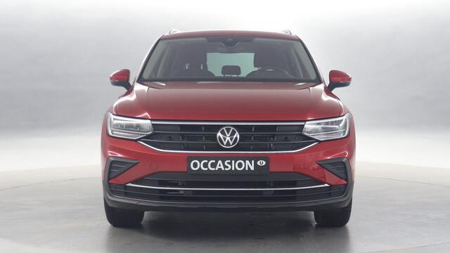 Volkswagen TIGUAN 1.5 TSI 150pk Life Business DSG / Navigatie / Stoelverwarming / Panoramadak / Camera